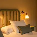 12 Holiday home *